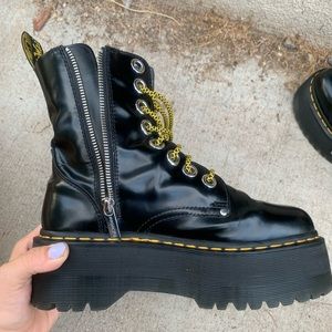 Doc Martins - Jadon Max 2.25inch Platforms